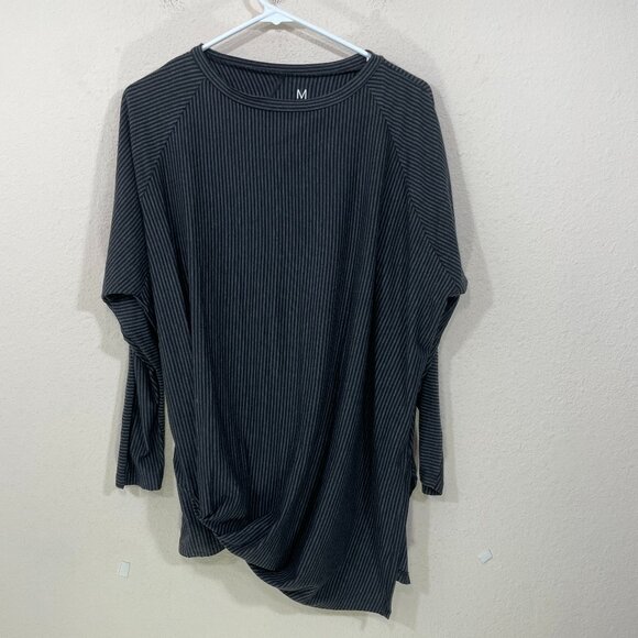 M x MATTHILDUR  Top Size M Striped Lagenlook Icelandic Design  Gray Long Sleeve - Picture 1 of 7